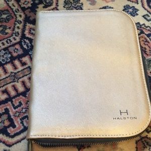 Halston Travel Jewelry Porfolio